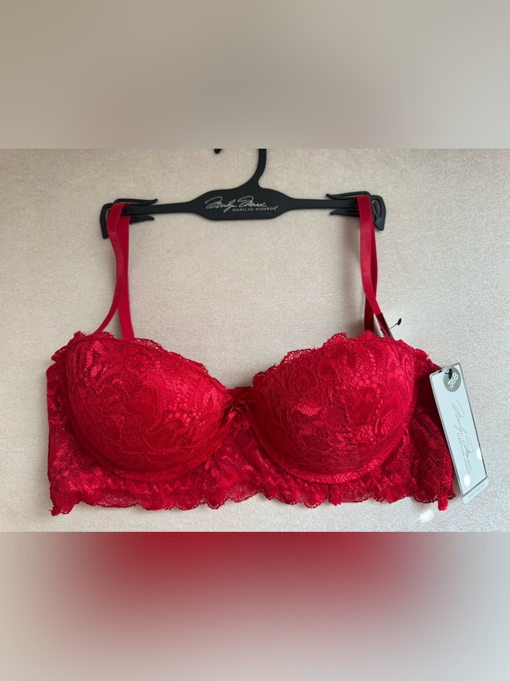 BNWT Marilyn Monroe Red Lace Balconette Bra Intimates & Sleepwear